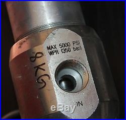 Graco 915-587 1988 air operated high pressure fluid regulator 5000PSI 3/4